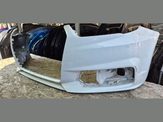 bontott AUDI A1 Első Lökhárító (Üresen)