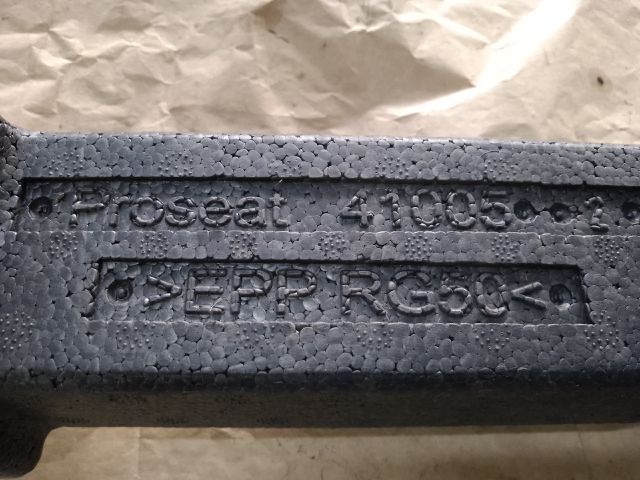 bontott AUDI A1 Első Lökhárító Ütközés Elnyelő Hab