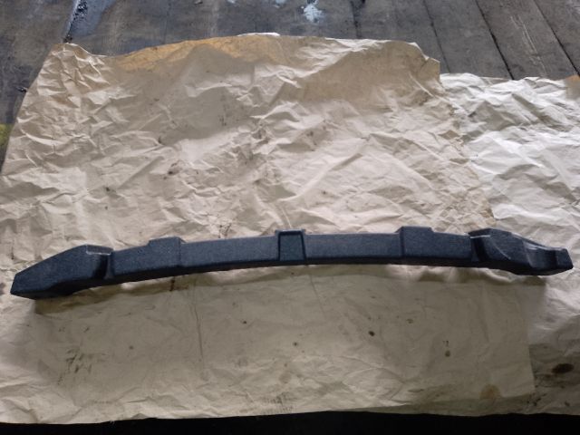 bontott AUDI A1 Első Lökhárító Ütközés Elnyelő Hab