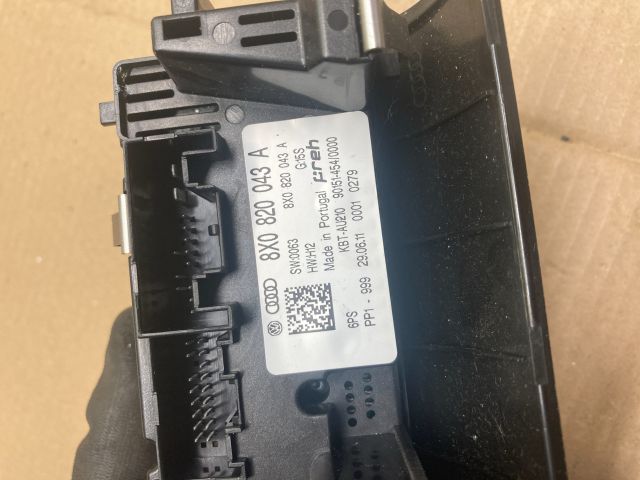 bontott AUDI A1 Fűtéskapcsoló (digit klímás)