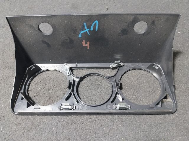 bontott AUDI A1 Fűtéskapcsoló Keret