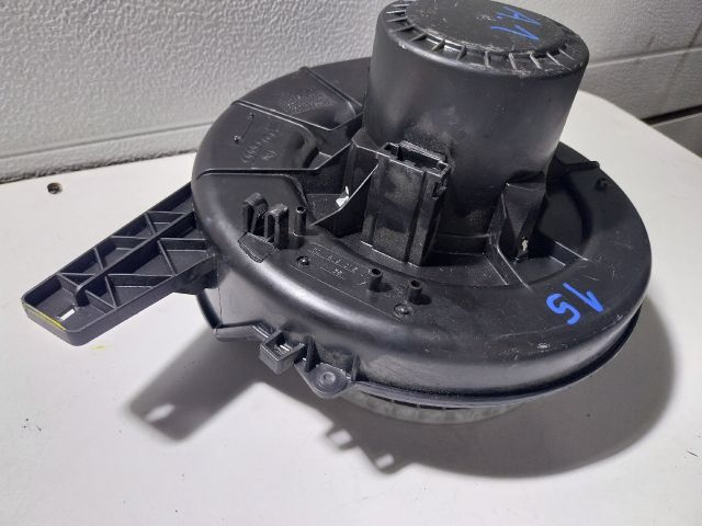 bontott AUDI A1 Fűtőmotor (Klímás)