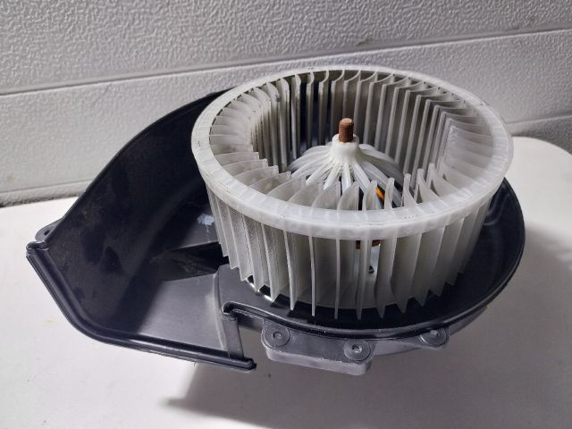 bontott AUDI A1 Fűtőmotor (Klímás)