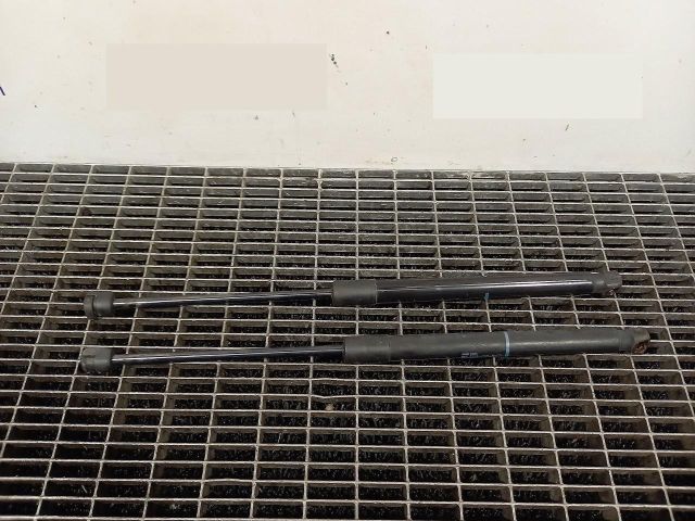 bontott AUDI A1 Gázrugós Kitámasztó Teleszkóp Csomagtérajtó (Pozíciófüggetlen)