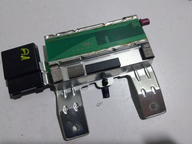 bontott AUDI A1 GPS Antenna