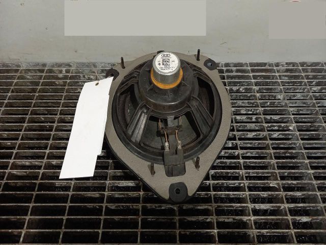 bontott AUDI A1 Hangszóró (Pozíciófüggetlen)