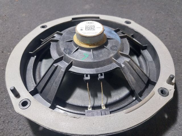 bontott AUDI A1 Hangszóró (Pozíciófüggetlen)