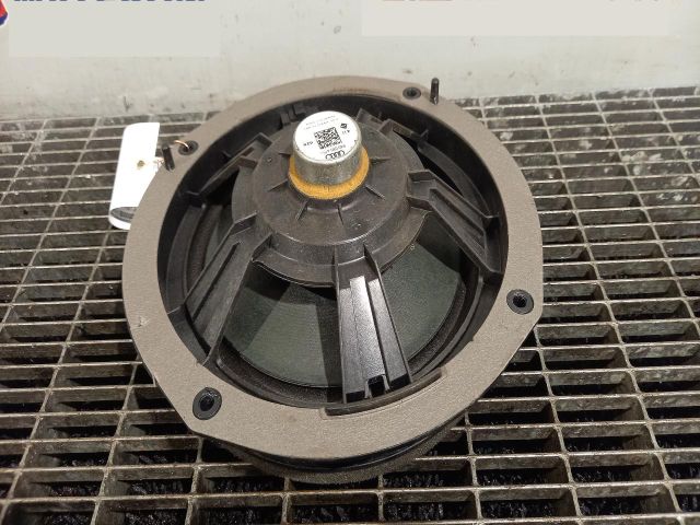 bontott AUDI A1 Hangszóró (Pozíciófüggetlen)