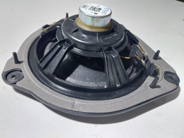 bontott AUDI A1 Hangszóró (Pozíciófüggetlen)