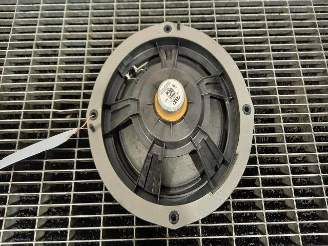 bontott AUDI A1 Hangszóró (Pozíciófüggetlen)