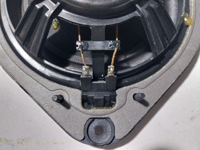 bontott AUDI A1 Hangszóró (Pozíciófüggetlen)