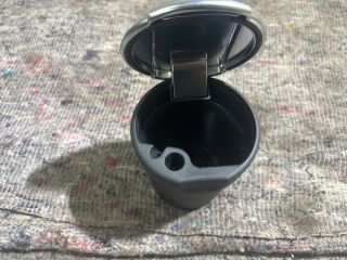 bontott AUDI A1 Hátsó Hamutartó