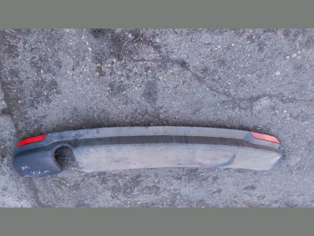 bontott AUDI A1 Hátsó Koptató