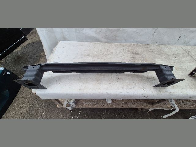 bontott AUDI A1 Hátsó Lökhárító Merevítő (Fém)