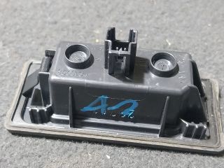 bontott AUDI A1 Hátsó Rendszámtábla Világítás