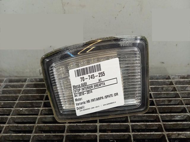bontott AUDI A1 Jobb Belső Hátsó Lámpa