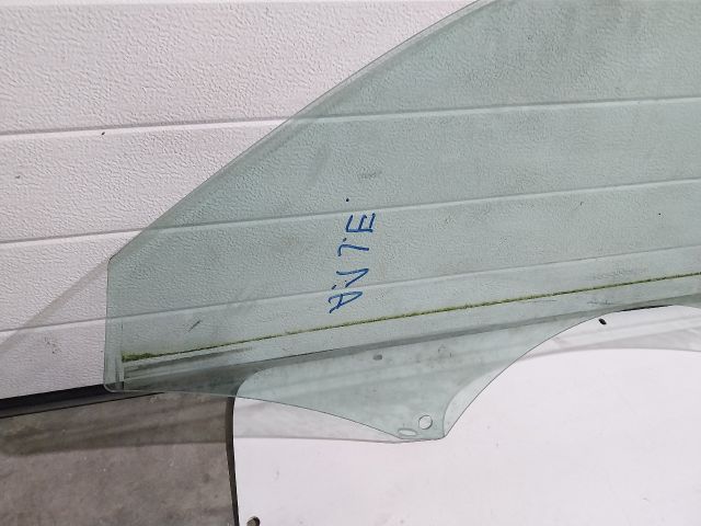 bontott AUDI A1 Jobb első Ablak