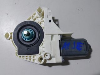 bontott AUDI A1 Jobb első Ablakemelő Motor