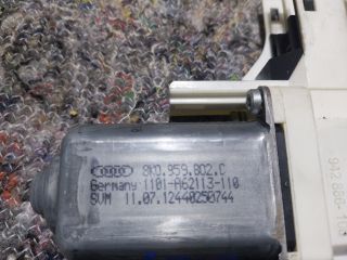 bontott AUDI A1 Jobb első Ablakemelő Motor