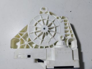 bontott AUDI A1 Jobb első Ablakemelő Motor