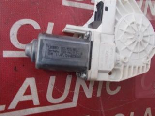 bontott AUDI A1 Jobb első Ablakemelő Motor