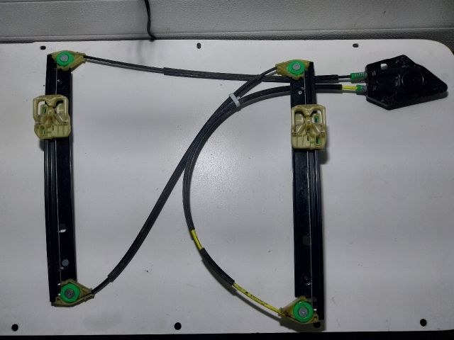 bontott AUDI A1 Jobb első Ablakemelő Szerkezet (Elektromos)