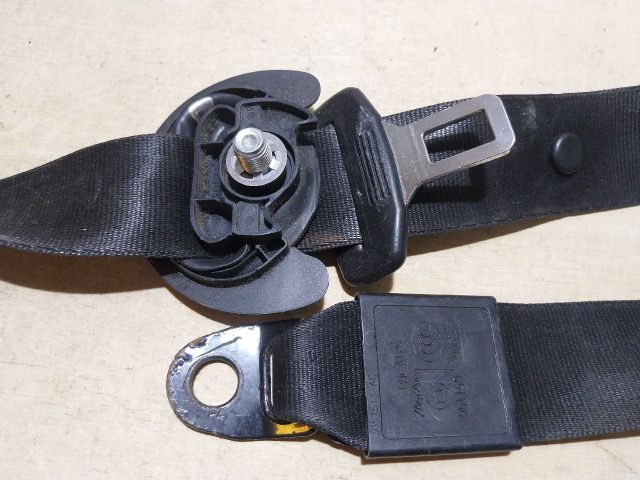 bontott AUDI A1 Jobb első Biztonsági Öv