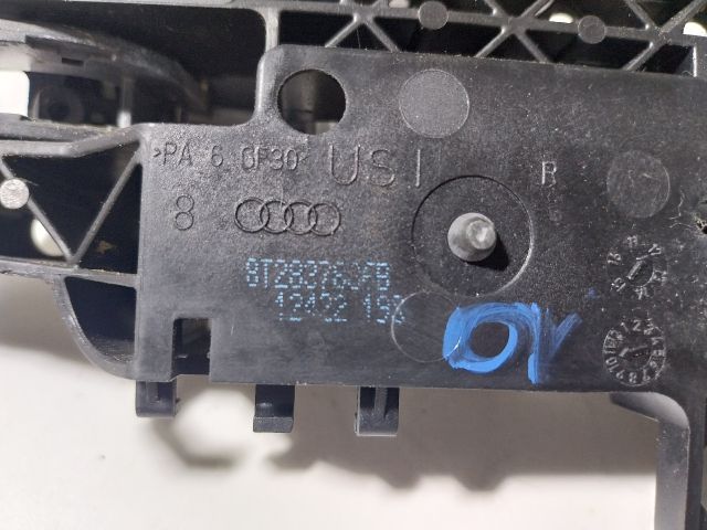 bontott AUDI A1 Jobb első Külső Kilincs