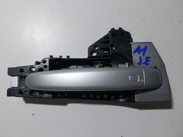 bontott AUDI A1 Jobb első Külső Kilincs