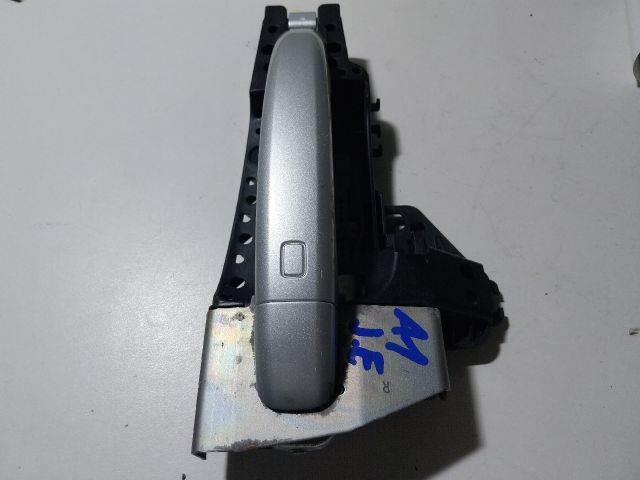 bontott AUDI A1 Jobb első Külső Kilincs