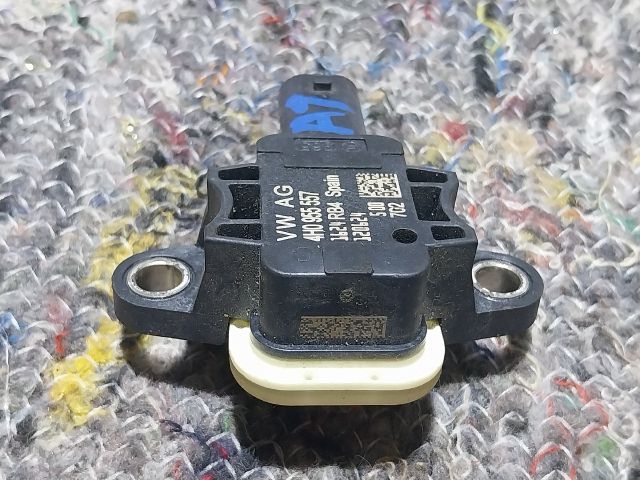 bontott AUDI A1 Jobb első Oldal Ütközés Érzékelő