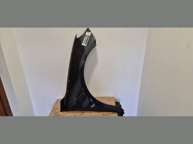 bontott AUDI A1 Jobb első Sárvédő