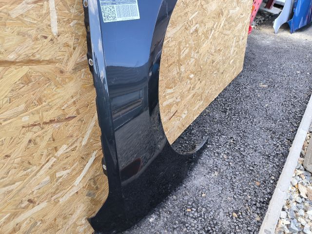 bontott AUDI A1 Jobb első Sárvédő