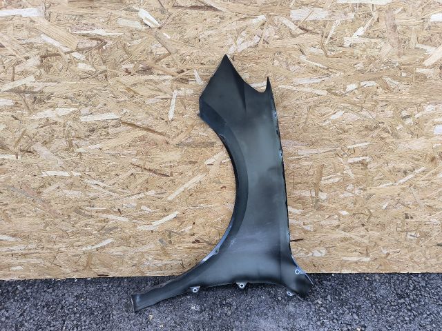 bontott AUDI A1 Jobb első Sárvédő