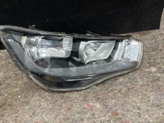 bontott AUDI A1 Jobb Fényszóró
