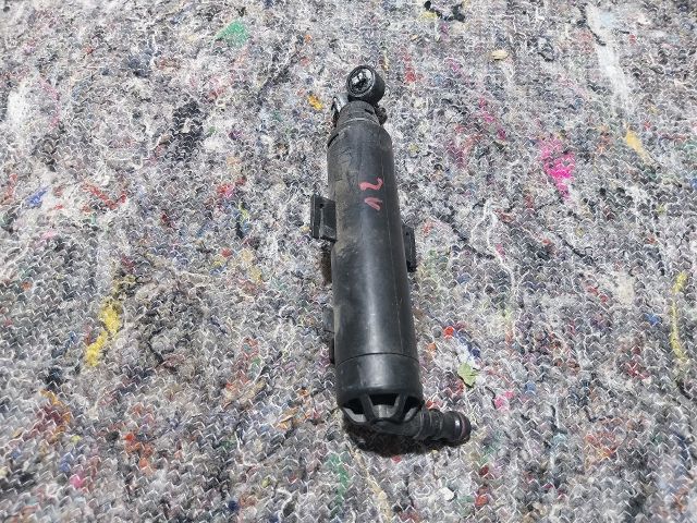 bontott AUDI A1 Jobb Fényszórómosó Fúvóka