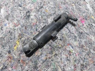 bontott AUDI A1 Jobb Fényszórómosó Fúvóka