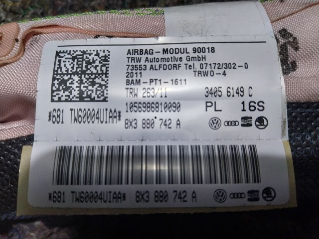 bontott AUDI A1 Jobb Függönylégzsák és Oldallégzsák