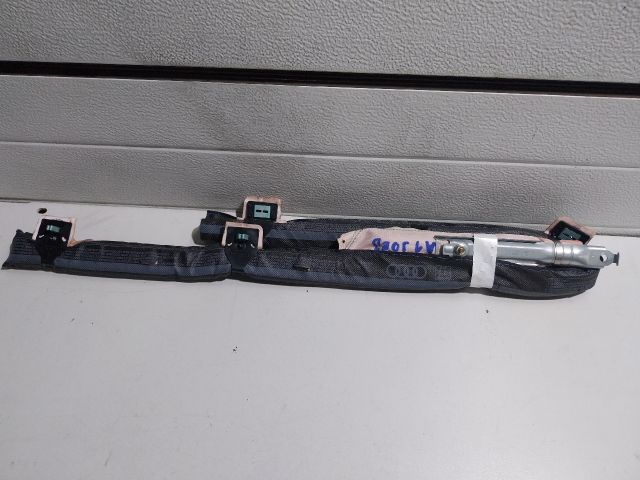 bontott AUDI A1 Jobb Függönylégzsák és Oldallégzsák