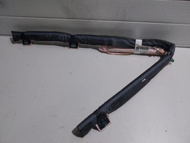 bontott AUDI A1 Jobb Függönylégzsák és Oldallégzsák