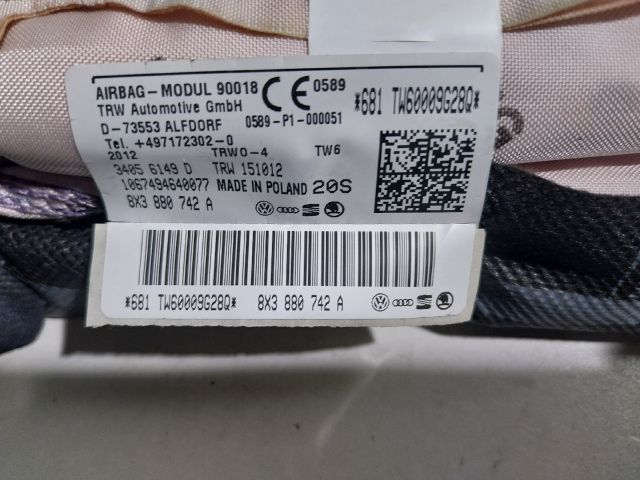 bontott AUDI A1 Jobb Függönylégzsák és Oldallégzsák