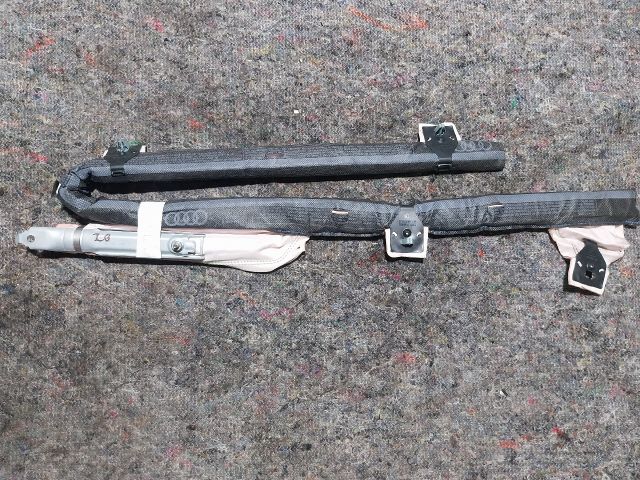 bontott AUDI A1 Jobb Függönylégzsák és Oldallégzsák