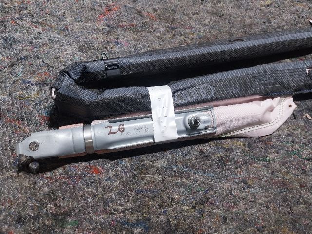 bontott AUDI A1 Jobb Függönylégzsák és Oldallégzsák