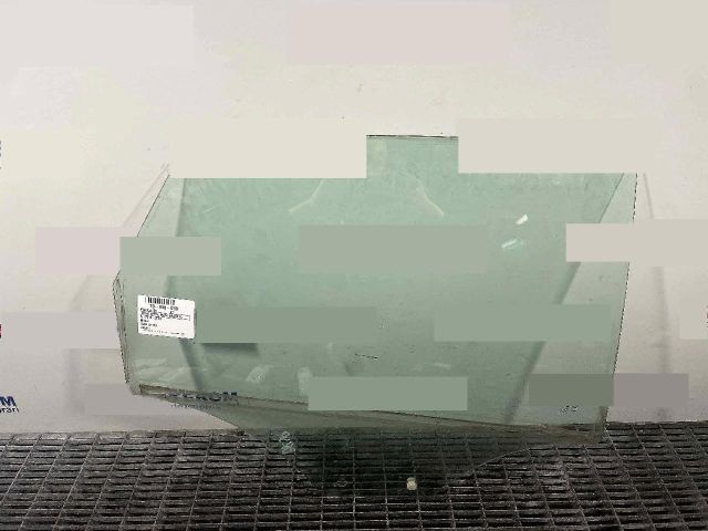 bontott AUDI A1 Jobb hátsó Ablak