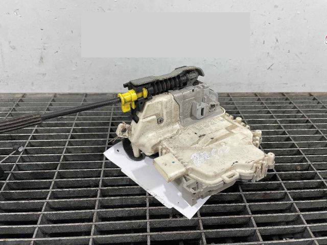 bontott AUDI A1 Jobb hátsó Ajtózár