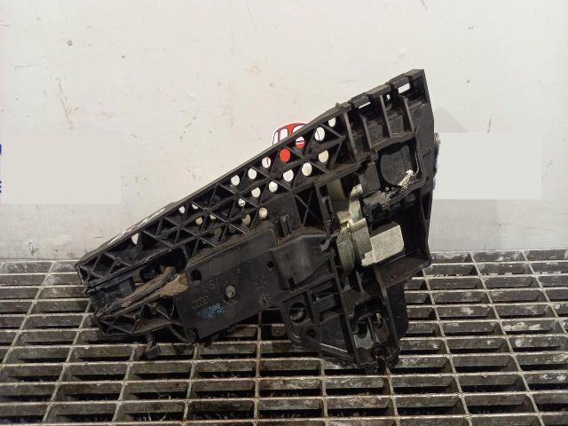 bontott AUDI A1 Jobb hátsó Külső Kilincs