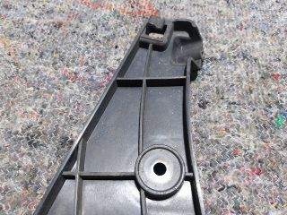 bontott AUDI A1 Jobb hátsó Oldal Lökhárító Tartó (Műanyag)