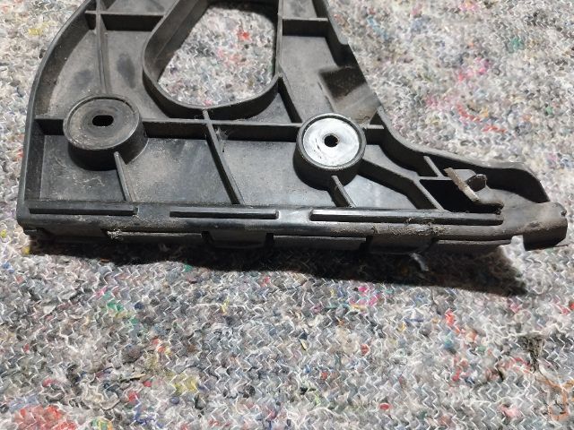 bontott AUDI A1 Jobb hátsó Oldal Lökhárító Tartó (Műanyag)