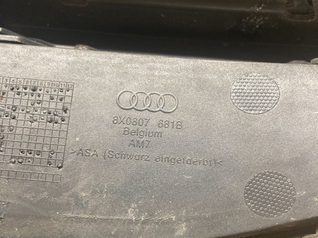 bontott AUDI A1 Jobb Ködlámpa Rács