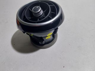 bontott AUDI A1 Jobb Szellőző